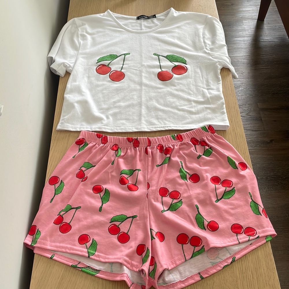 ❌SOLD❌ Boohoo Cherry Pajama Set